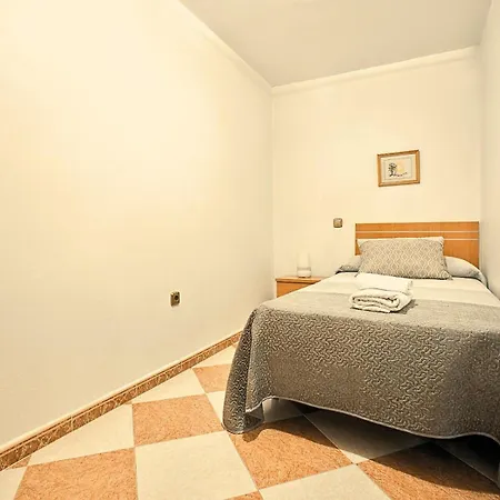 Mayorales Ii Apartment *
