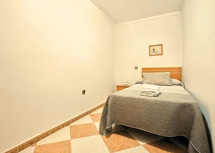 Apartamento Los Mayorales Apartment *